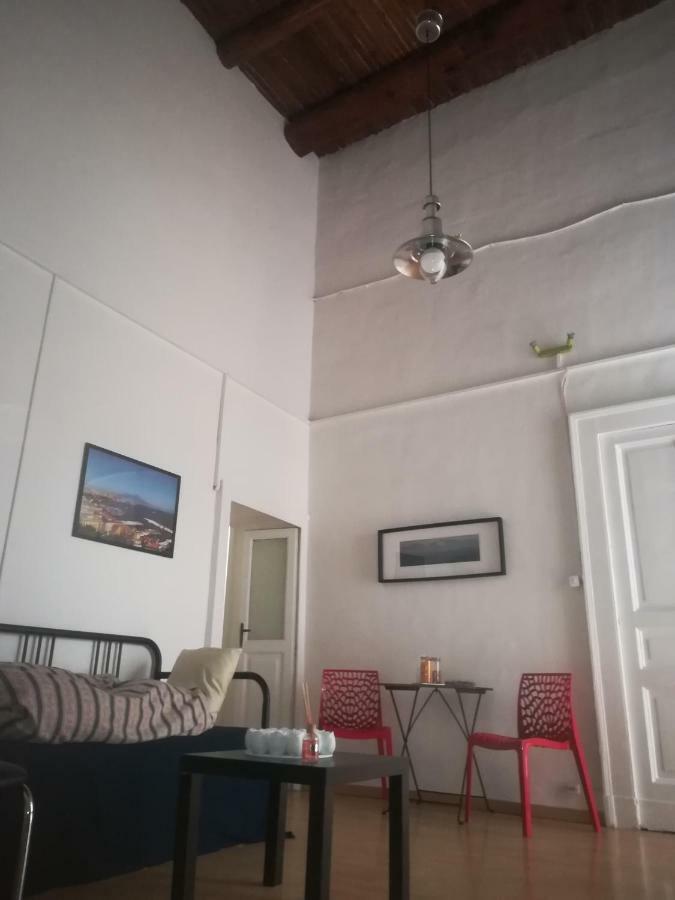 Spaccanapoli House * Napoli